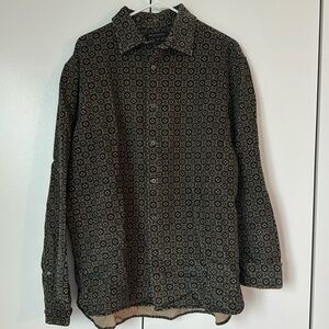 Men’s Patterned Button Down